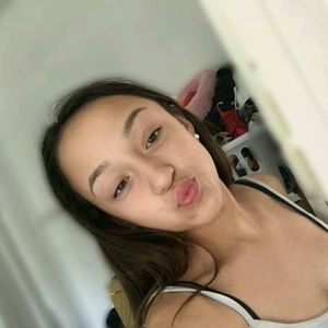 Meet your Posher, Shelissa